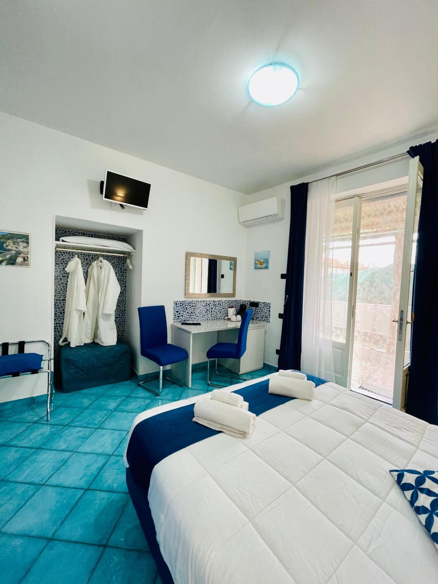 Eden Holiday Minori Exterior foto